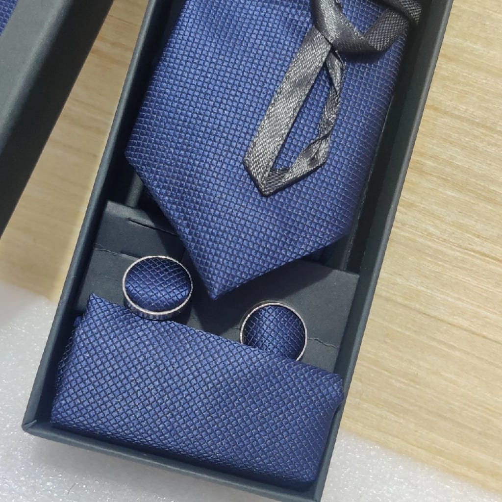 Dark Blue 3-In-1 Tie Gift Set With Cufflinks And Pocket Square - image 2