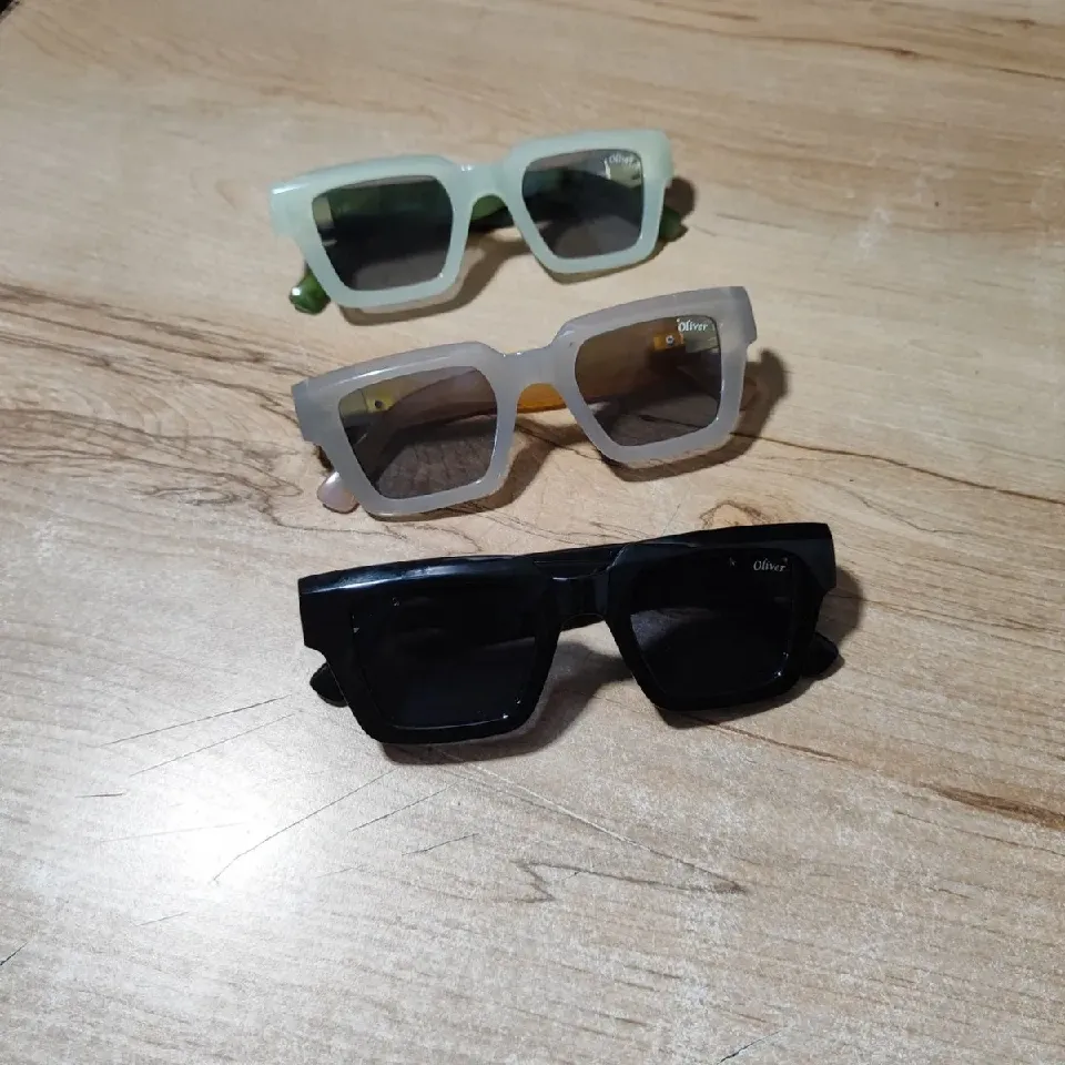 Quad-Shaped Unisex Sunglasses For Fashionable Casual Wear - Black-Not Specified - image 1