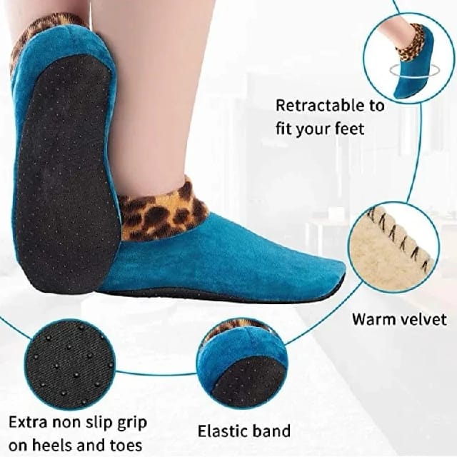 Pack Of 4 (2 Pairs) Women Velvet Fur Inside Winter Socks - Multicolor - image 3