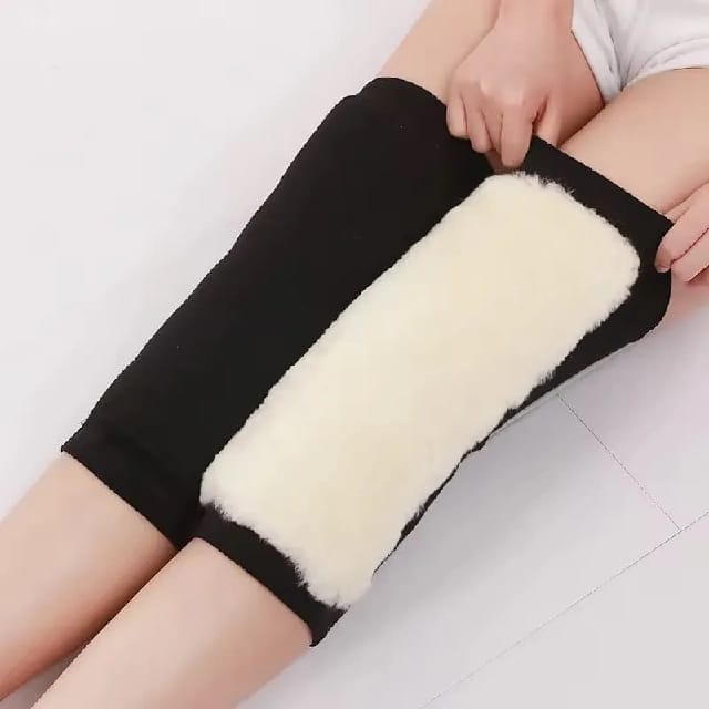 Unisex Thickened Wolter Knee And Leg Warmers With Carbon Fiber Content Plush Knee Pads Sporty Auto Parts Knee - image 1