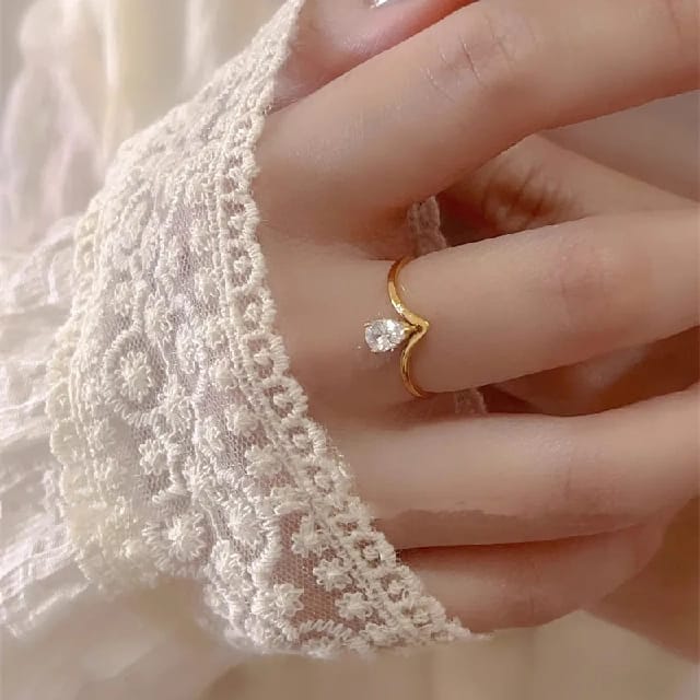 V Drop Ring- Size 6 - image 1