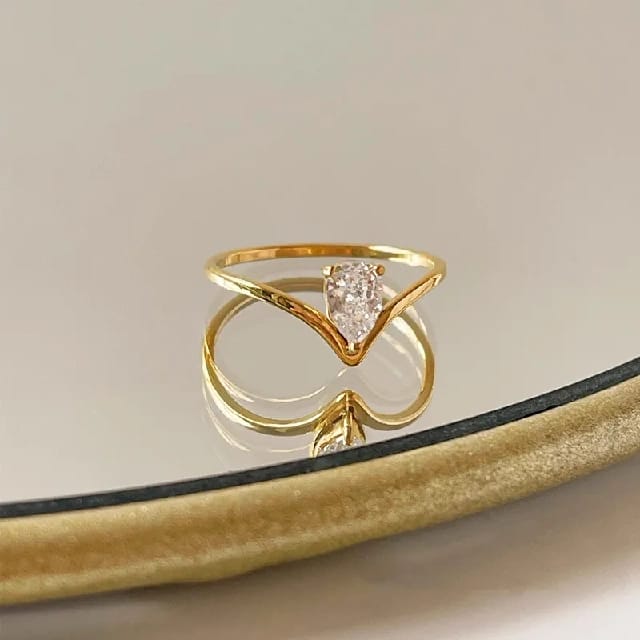 V Drop Ring- Size 6 - image 2