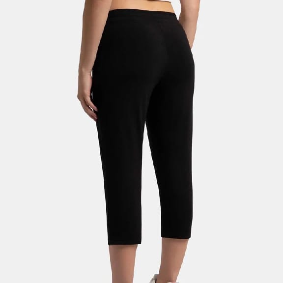 Super Combed Cotton Elastane Stretch Slim Fit Printed Capri With Side Pockets - Black Printed - image 3