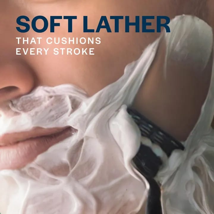GlLLETTE Classic Sensitive Shave Foam - 418g - image 2