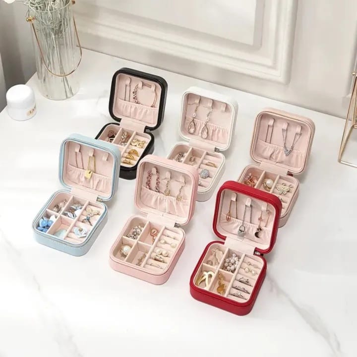 Ezeekart Portable Jewelry Case - image 1