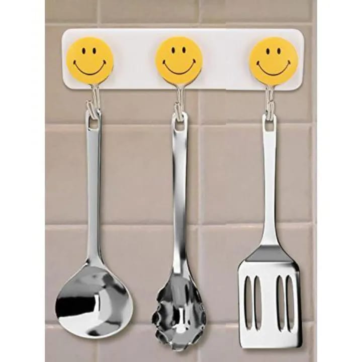 Pack of 4pcs Wall Hook / Holder Smiley Face Strong Sticker Gadget | | Door Hook | Bathroom Hook | Best for home Decor | Wall Decor - image 3