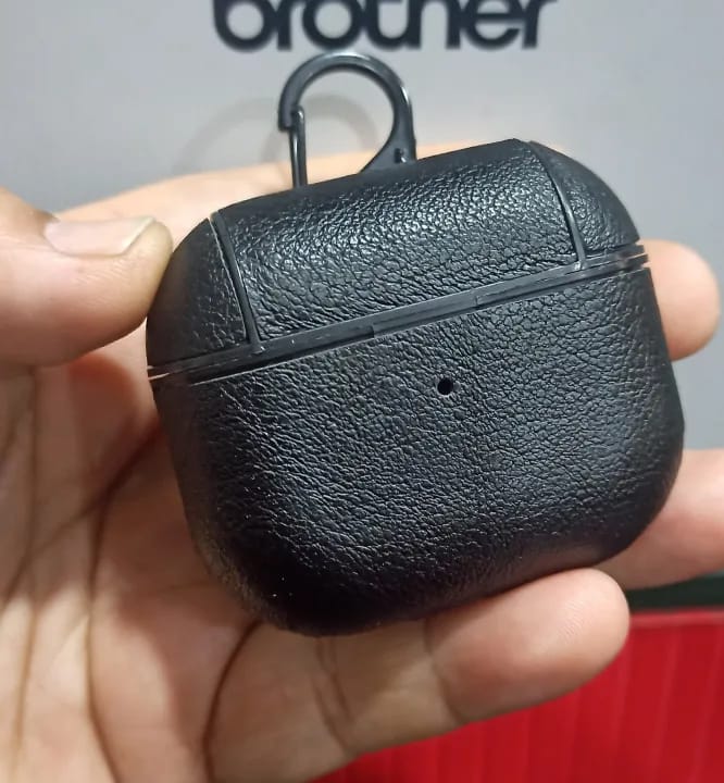 PU Leather Case for Airpods 3 Luxury Protective Cover with Anti-lost Buckle - image 2