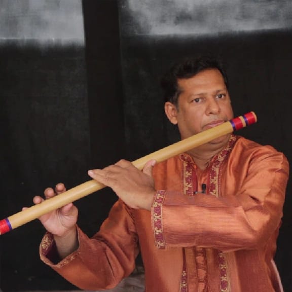 Professional D-Scale Grade Large Size 50 Cm Length * 3 Cm Width Flutes D Scale Bamboo Flute 19 Inches Professional Bansuri - image 1