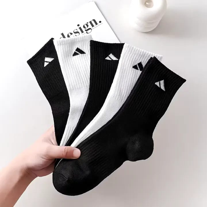 Pack Of 5 Pairs Sports Casual Outdoor Full Socks For Men - image 1