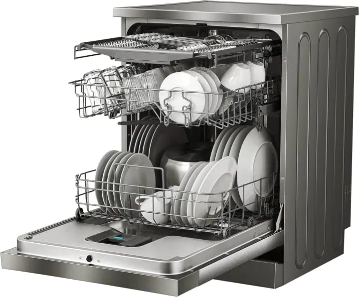 Hisense, 15 Place Setting Free Standing Dishwasher (HS623E90G) - Silver - image 3
