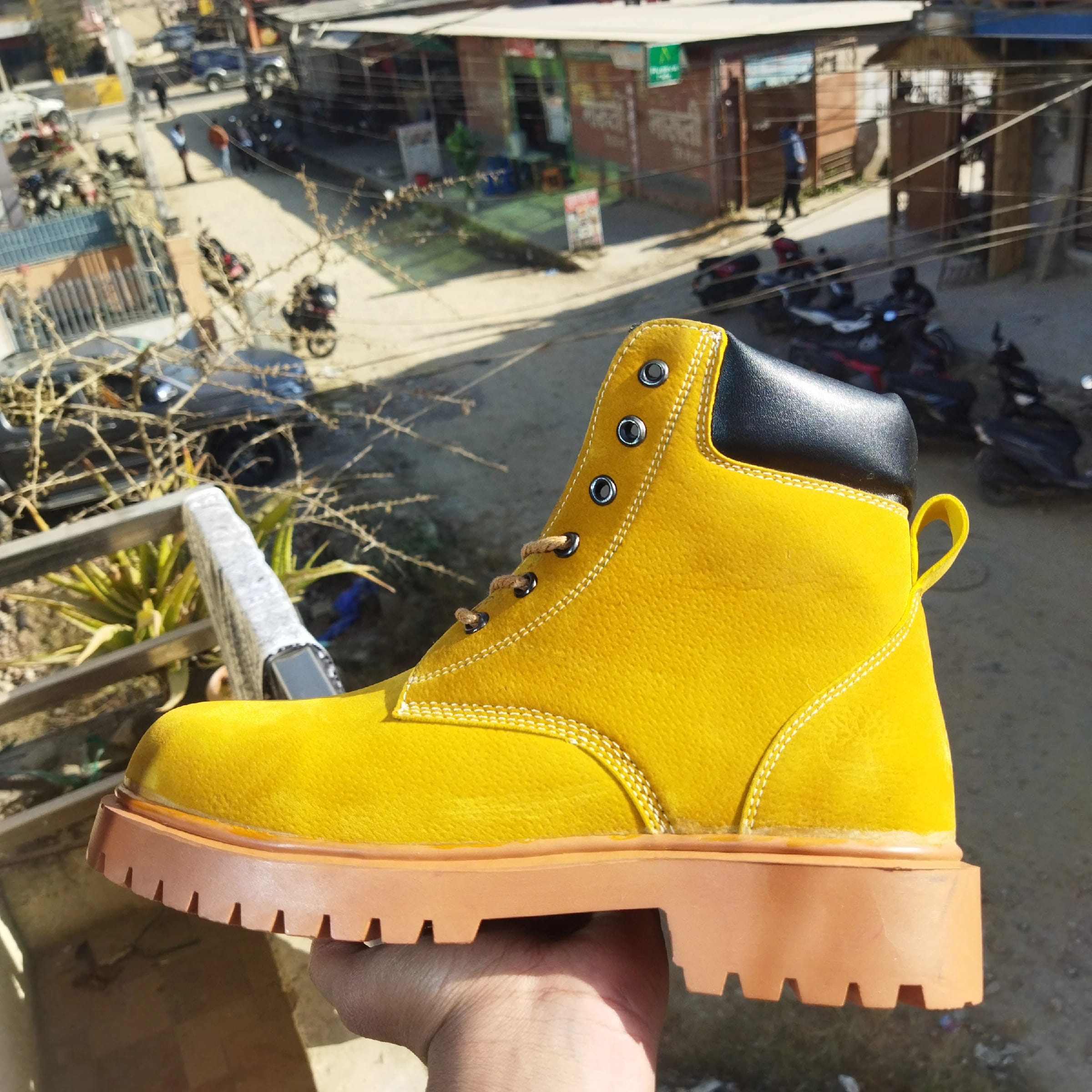 Men'S Lace Up Premium Boots - image 5