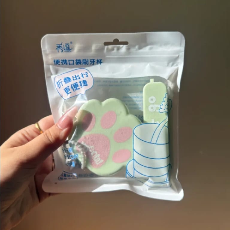 Hello Kitty Meow Toothbrush - image 1