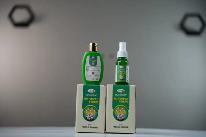 Mushroom No Pimple Serum 150 Ml With Face Cleanser 1.5 Month Pack - image 3