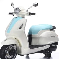 Rideon Kids Big Vespa Scooter 2 Seater With Led Light - image 1