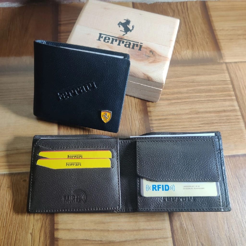 Motorsports Inspired Men'S RFID Blocking Bi-Fold Wallet In Textured Leather, With Presentation Box - image 2