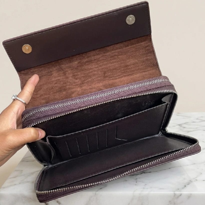 Louis Vuitton Damier/Monogram Unisex Zip Clutch Long Wallet - image 3