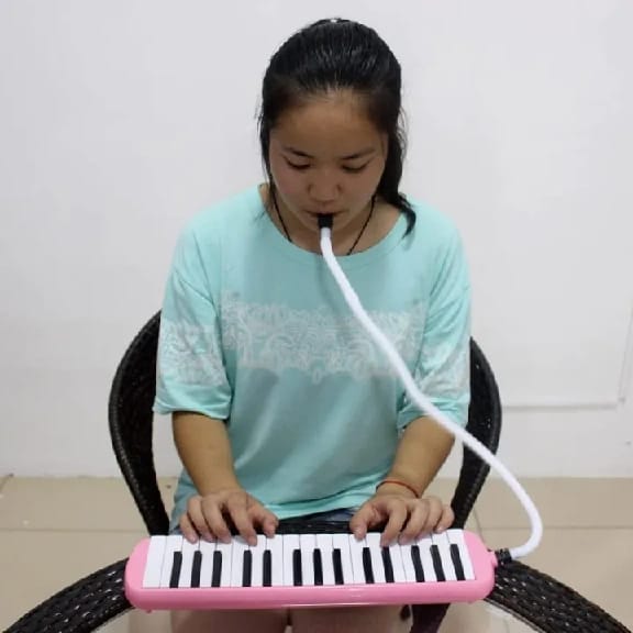 Pink Color 32 Piano Keys Melodica Musical Instrument For Music Lovers Beginners Gift With Carrying Bag - image 5