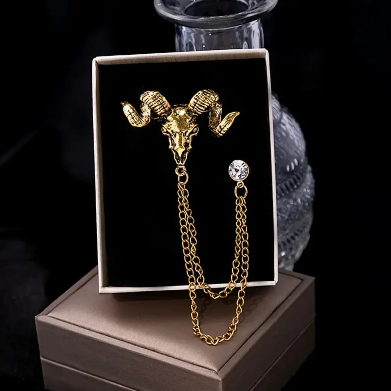 Go Party Retro Alloy Metal Crystal Rhinestone Multi Style Crown King Brooches Men Suit Shirt Collar Tassel Brooch Pins Badge - image 2