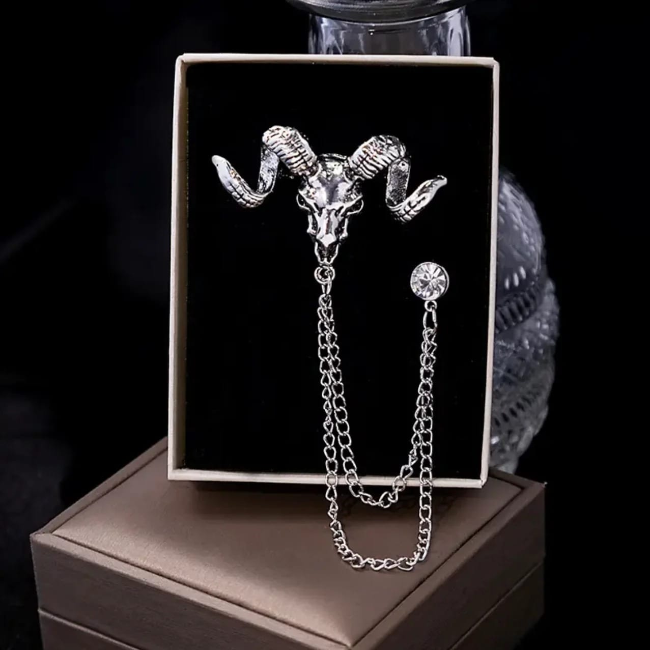 Go Party Retro Alloy Metal Crystal Rhinestone Multi Style Crown King Brooches Men Suit Shirt Collar Tassel Brooch Pins Badge - image 5