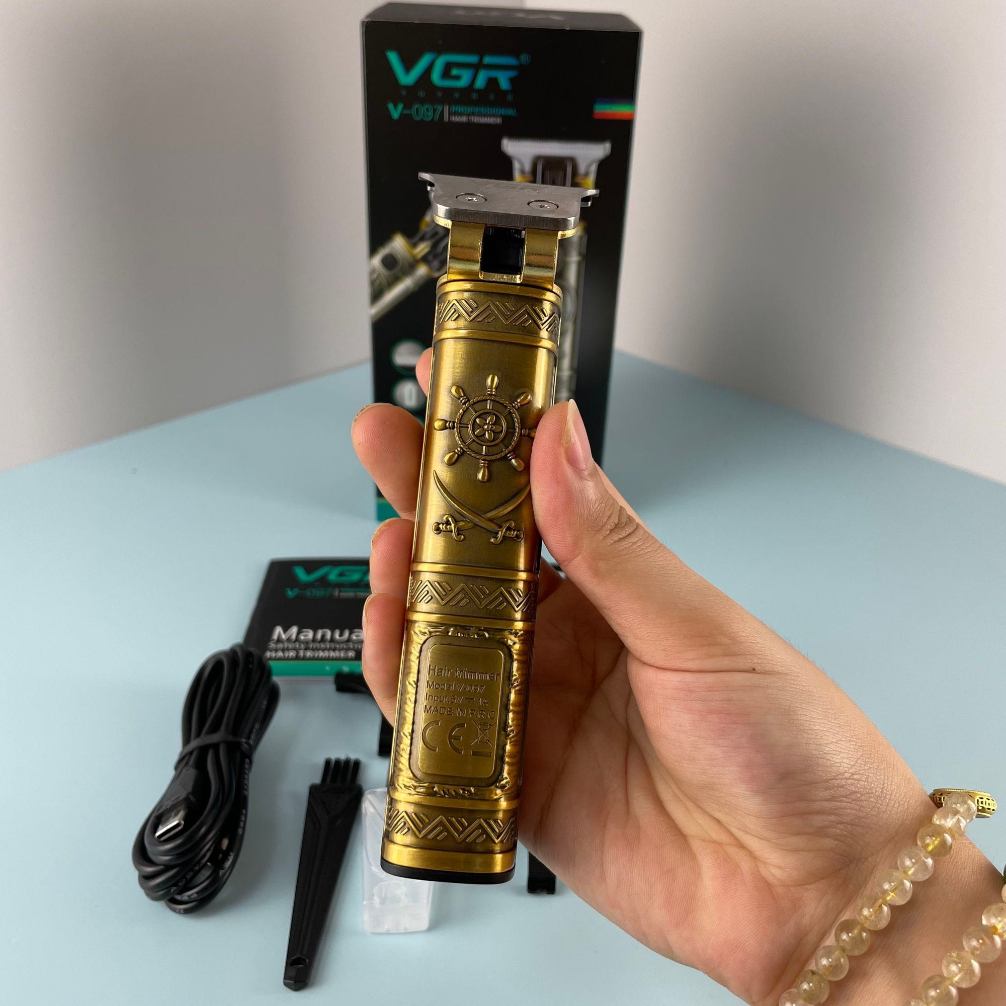 Vgr V-097 Hair Cut Machine Beard Trimmer With LED Display Rechargeable Vintage T9 Professional Hair Trimmer for Men - image 1