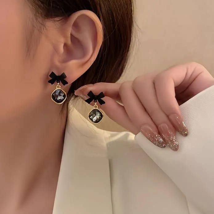 Romantic Black Bowknot Black Drop Earrings For Women Girls Light Luxury Bowknot Earrings 1 pair - image 3