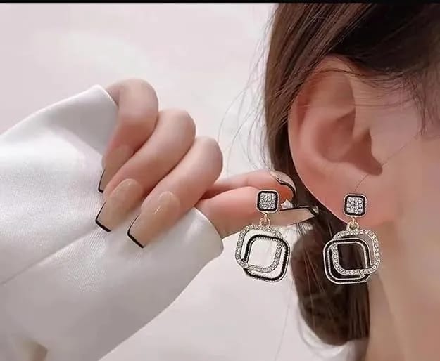 Black Square Drop Earrings Korean Party Style Jewelry - image 1