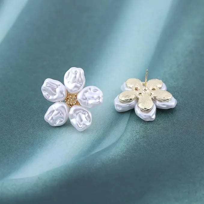1Pair Light Luxury Pearl Flower Earrings Delicate Flower Stud Earrings Gifts - image 3