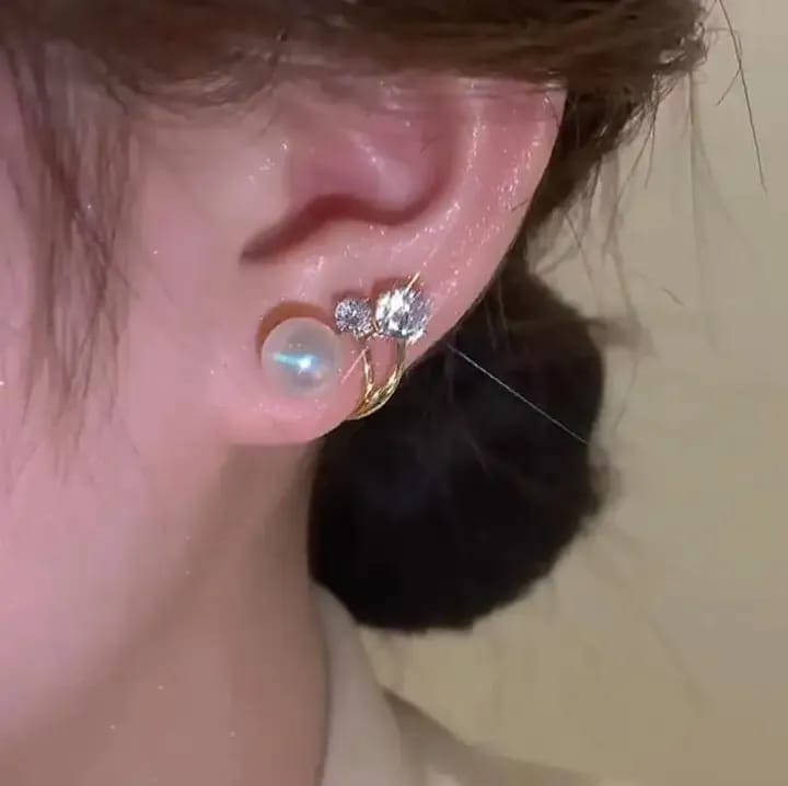 Elegant Trendy Korean Crystal Metal Pearl Ear Clips For Women Fashion Ear Claw Earrings For Girls - image 4