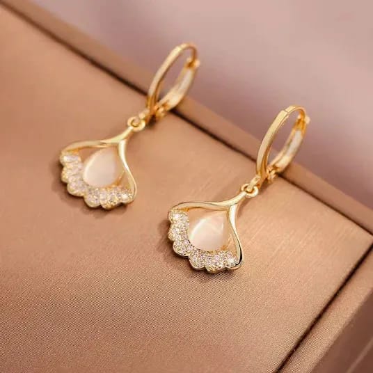 Elegant Shiny Opal Zircon Earrings Maple Leaf Dangle Earrings For Women Party Jewelry Gifts - image 3