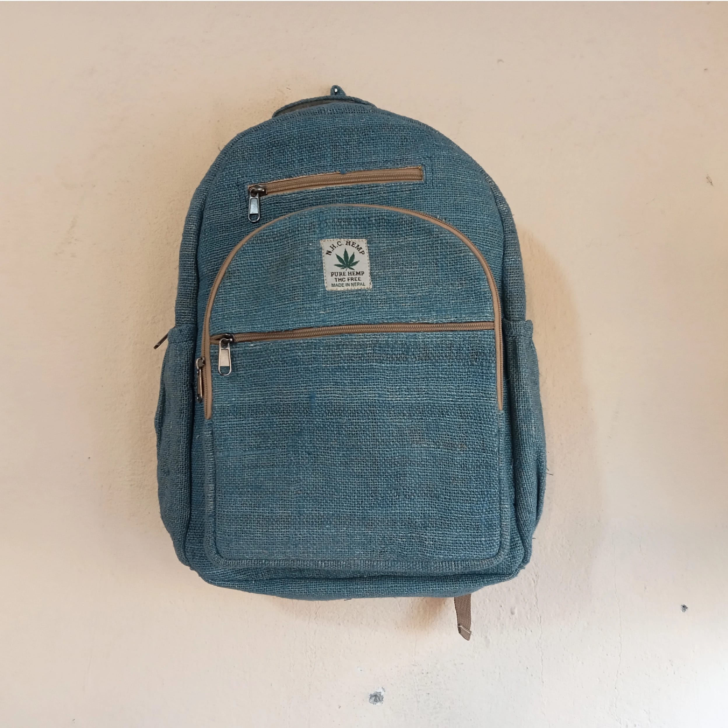 Organic Hemp Backpack: 30x42x13cm Vintage Style For Everyday Use - image 1