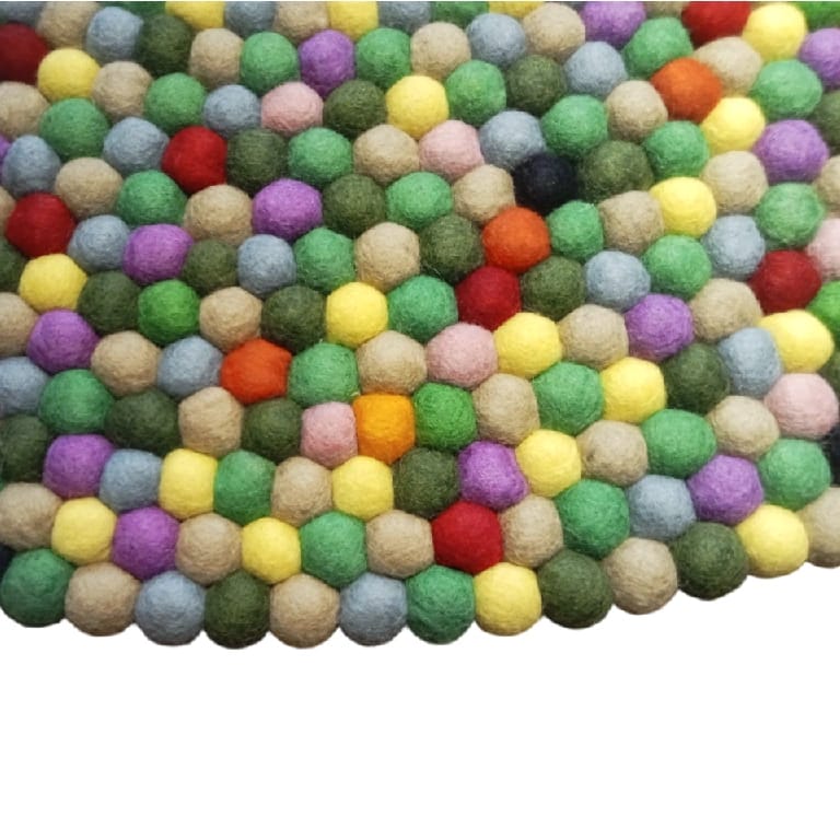 Green Color 100 Cm X 100 Cm Round Felt Ball Carpet For Home/Office - image 2