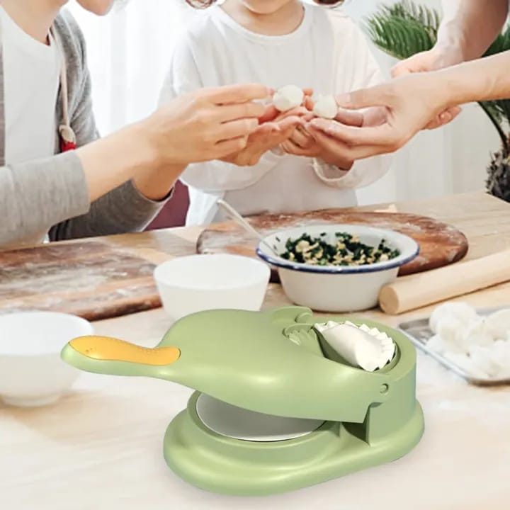 Mini Chapati Wooden Chakla Cold Puri Momo Maker Press Machine with Handle, Manual Papad/Khakhra/Chapati Maker - image 2