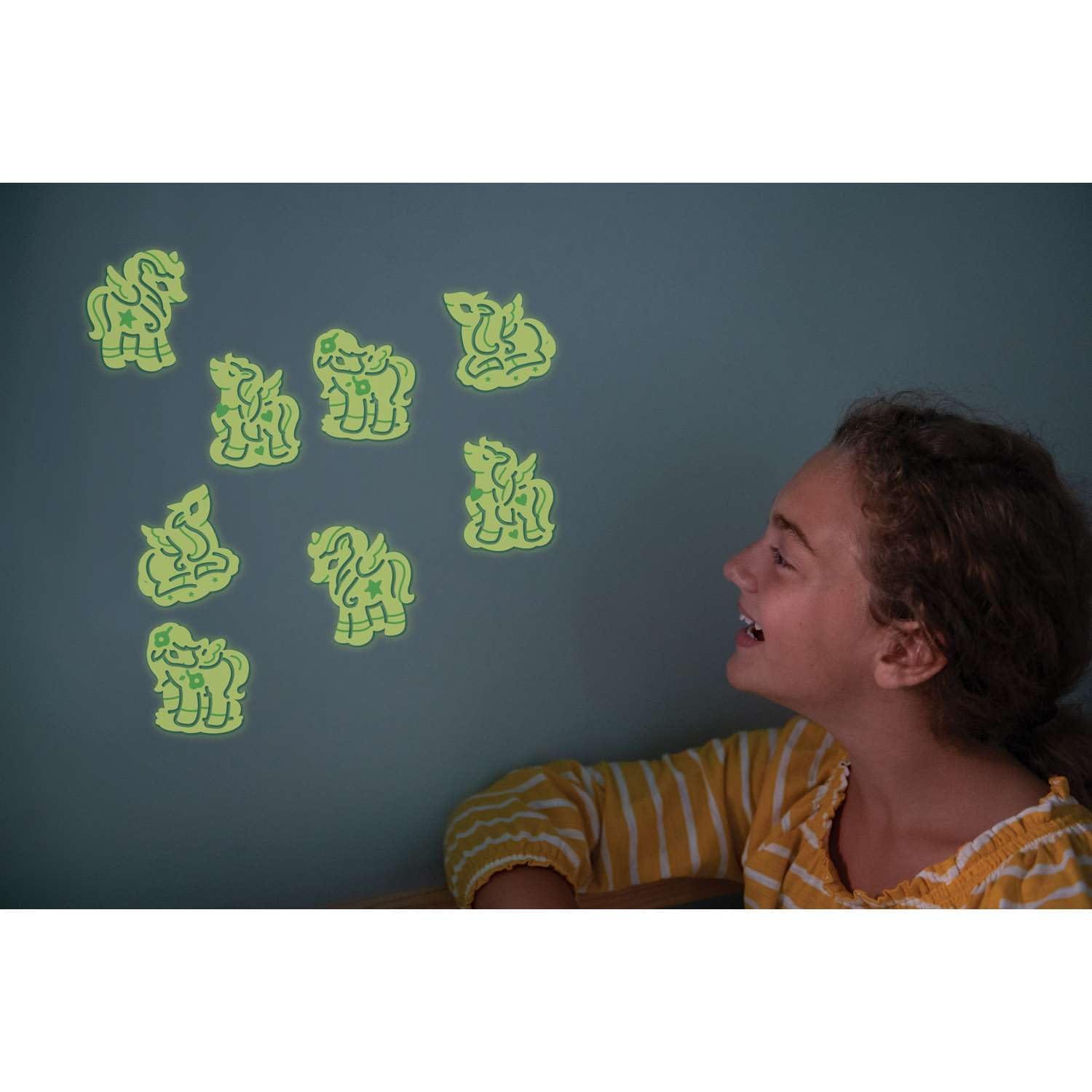 4M Glow-In-The-Dark Unicorns 00-05939 - image 4