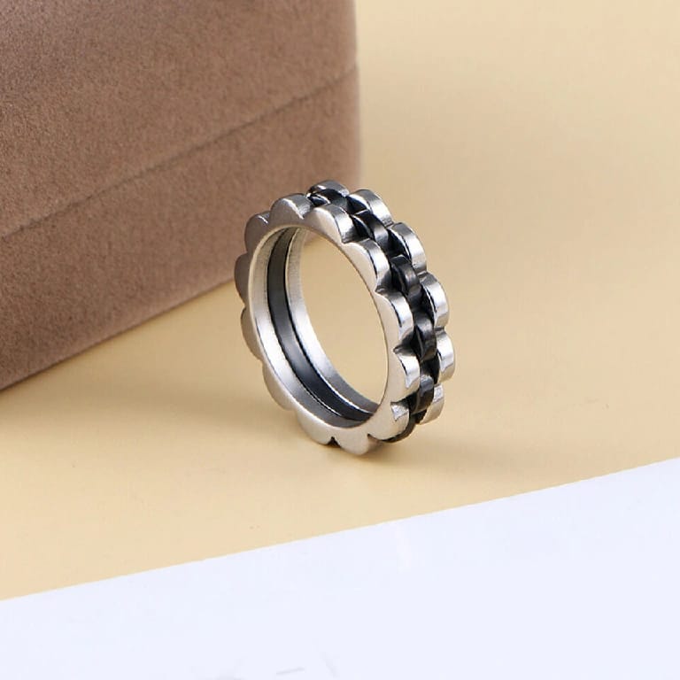 VaryGood Gear Cogs Pattern Stainless Finger Ring For Men - image 1