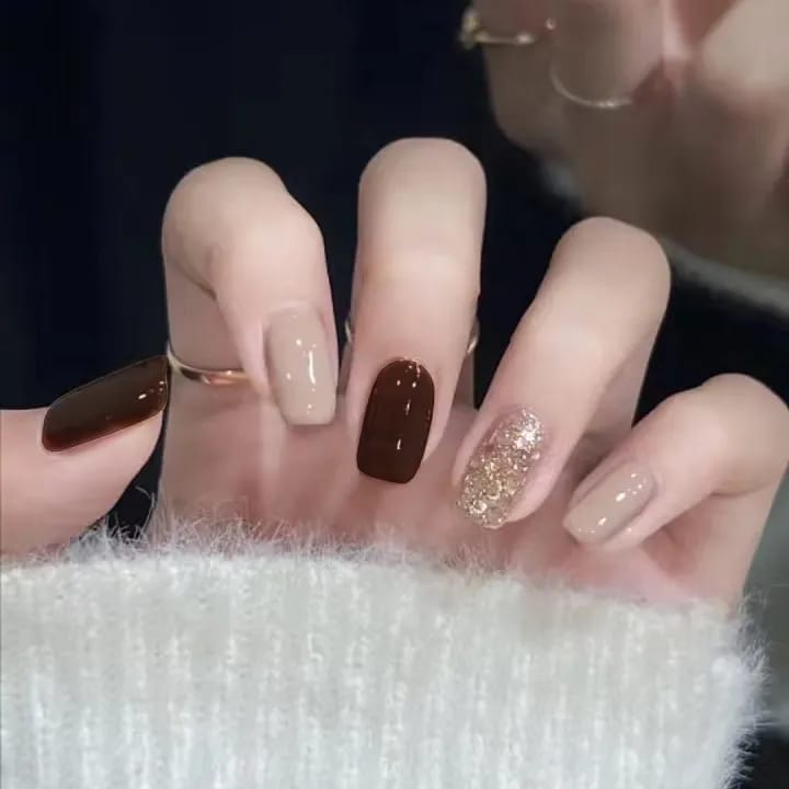 MAANGE 24Pcs Golden Glitter Coffin Brown Caramel Fake Press On Nails With Glue & File PD07 - image 1